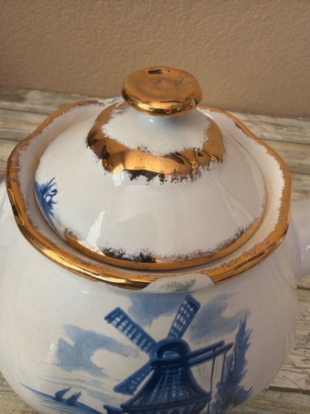 Vintage Arnels Ceramic Teapot w/Lid Blue Windmill Design Gold Trim Rare Pattern - Picture 14 of 15